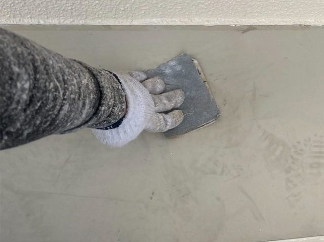 小野市で庇のケレン